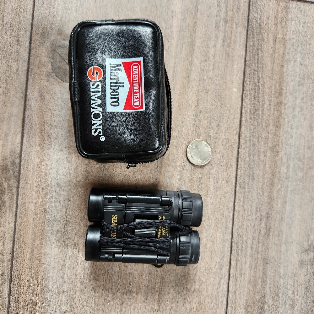 Simmons Marlboro Adventure Team SCL 1156 8x21 FOV 372ft Binoculars With Case - Picture 4 of 5